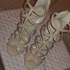 Charlotte Russe Nude Oscar Heels